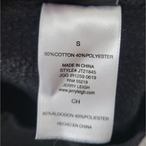 Disney stitch slightly cropped sweater - Picture 8 of 11